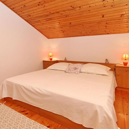 Apartments By The Sea Prizba, Korcula - 4484 Rom bilde